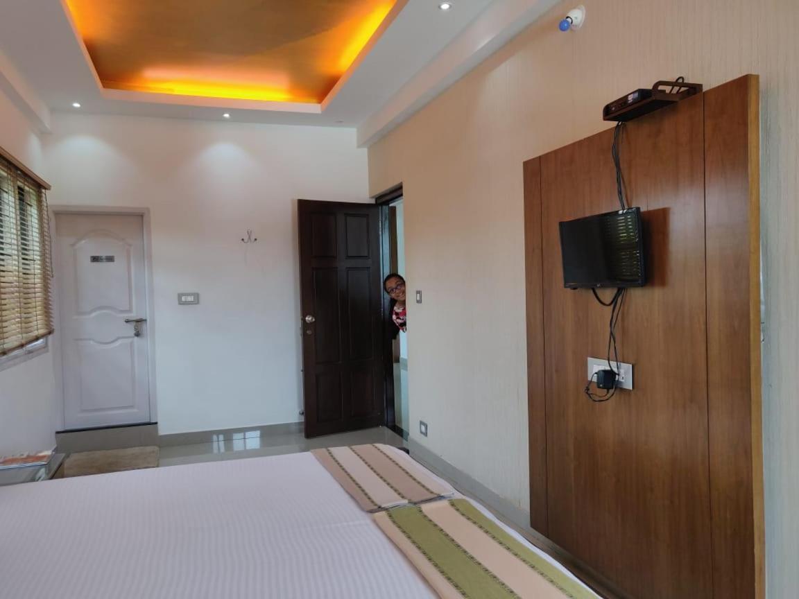 Hotel Mudra Midtown Suites & Rooms Kalasa Exterior foto