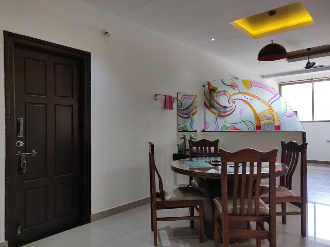 Hotel Mudra Midtown Suites & Rooms Kalasa Exterior foto