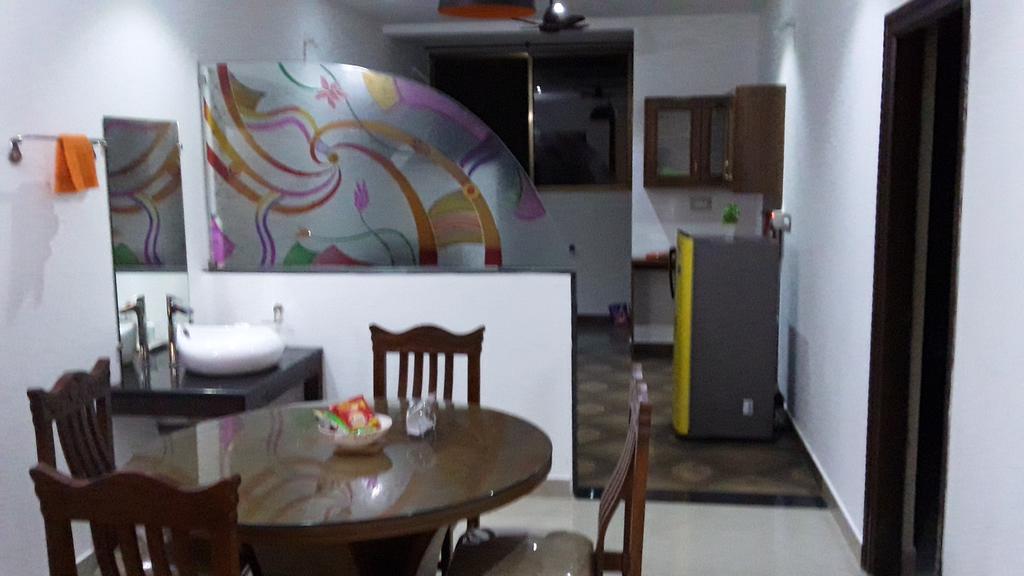 Hotel Mudra Midtown Suites & Rooms Kalasa Exterior foto